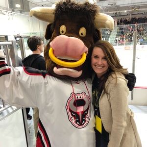 Meet your Posher, Elaine